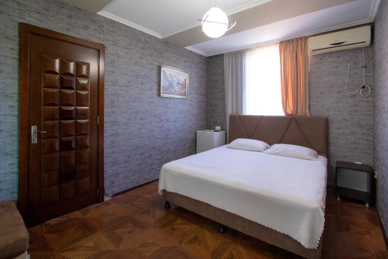 Hotel Smile Кобулети Экстерьер фото