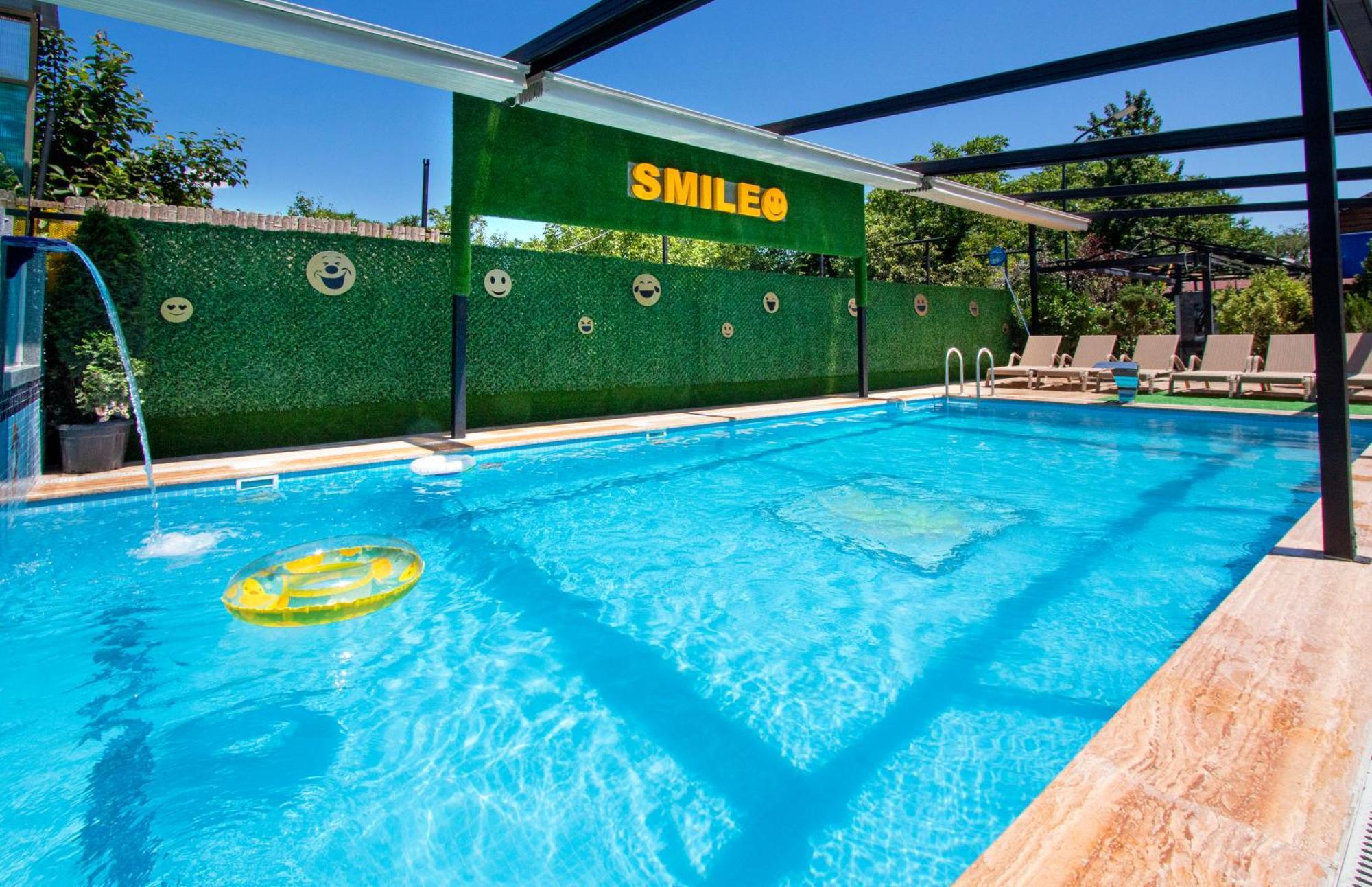 Hotel Smile Кобулети Экстерьер фото