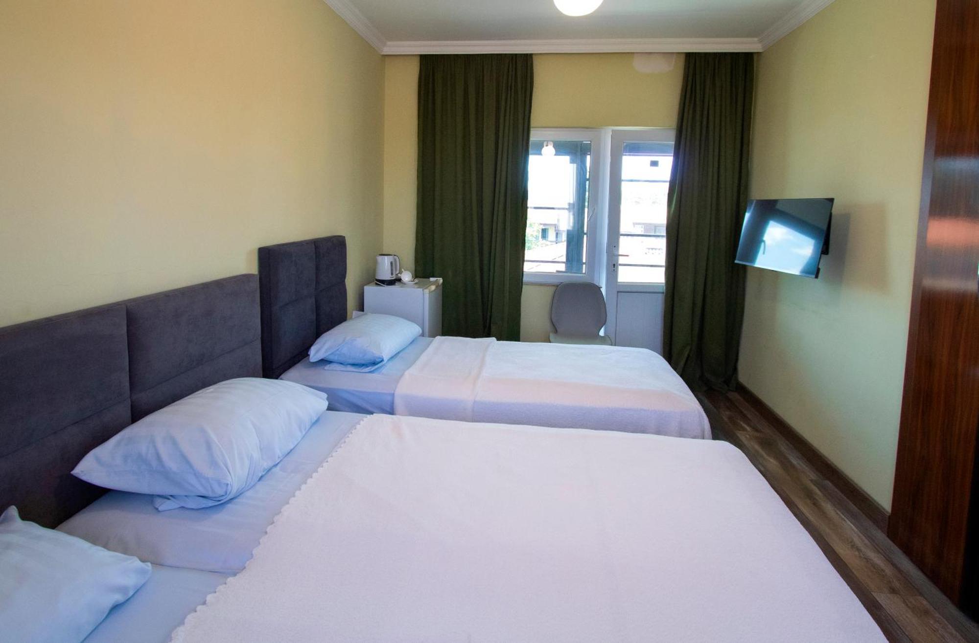 Hotel Smile Кобулети Экстерьер фото